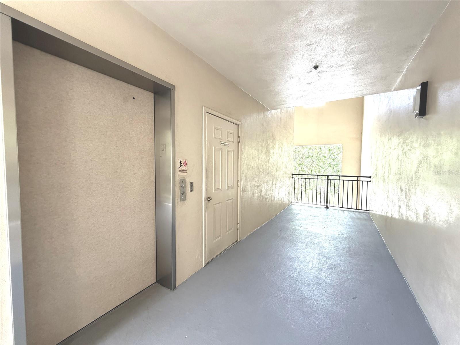 909 WATERSIDE LANE 205