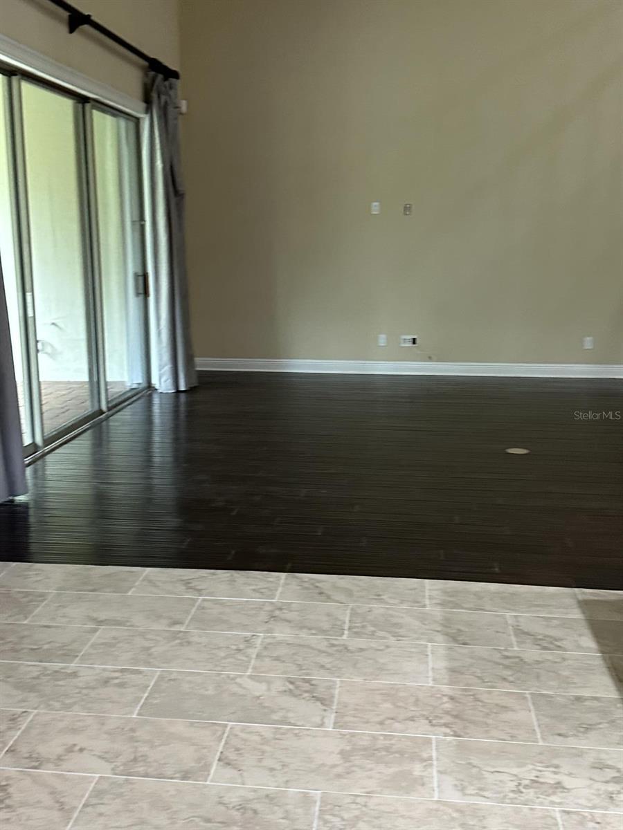 WINDSONG-KNOWLES PLACE - Residential