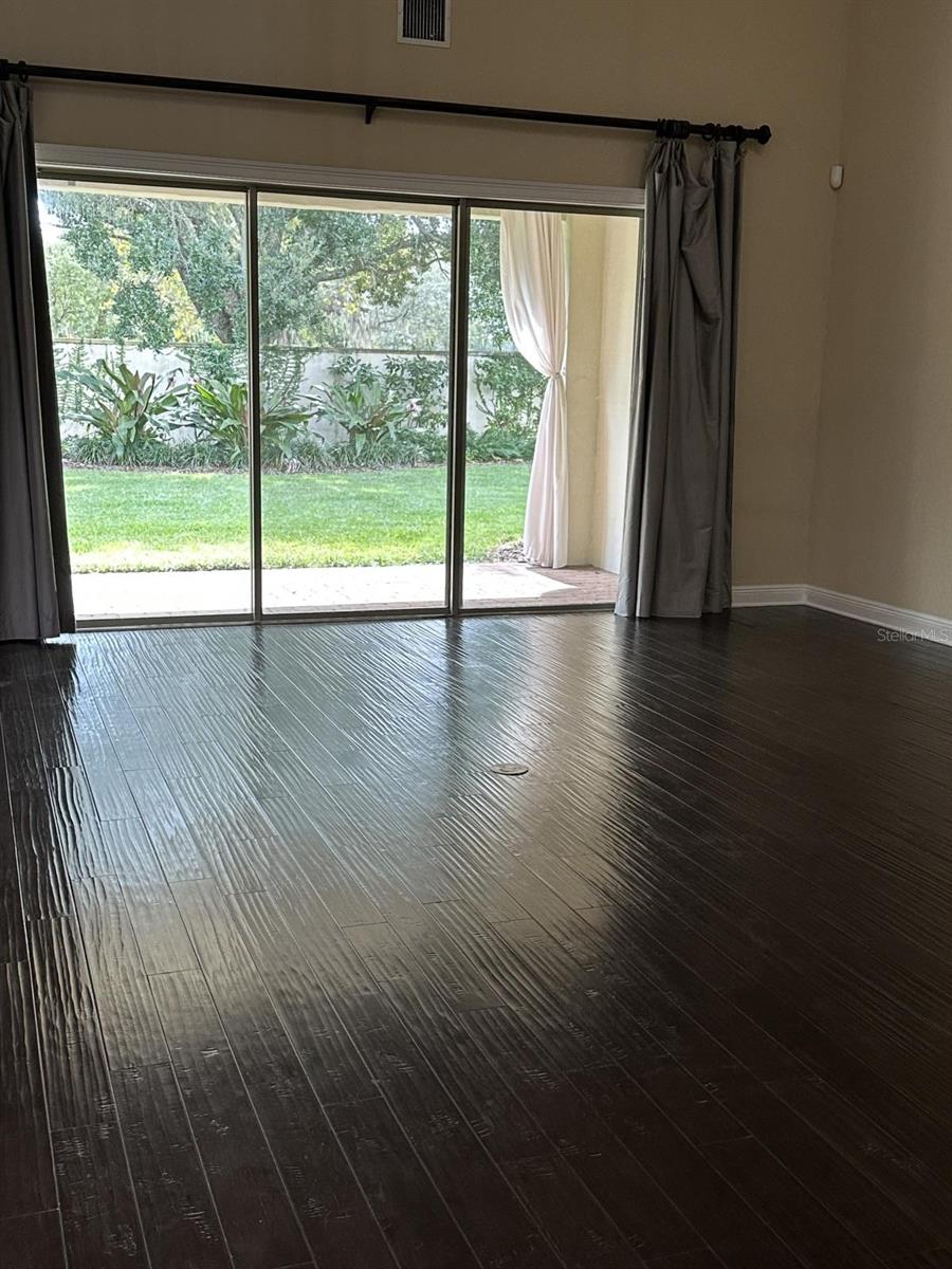 WINDSONG-KNOWLES PLACE - Residential