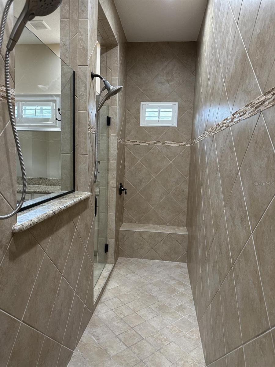 WINDSONG-KNOWLES PLACE - Residential