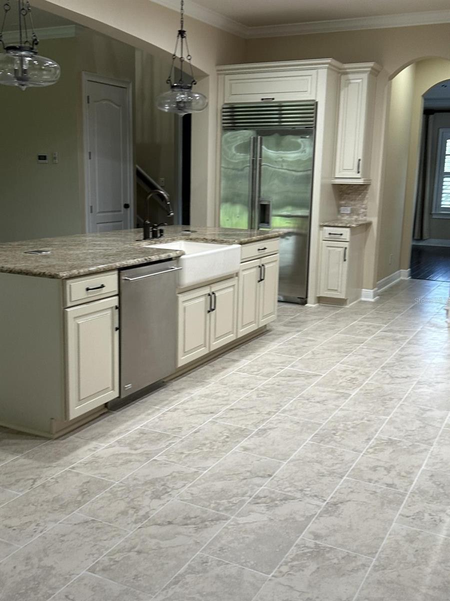 WINDSONG-KNOWLES PLACE - Residential