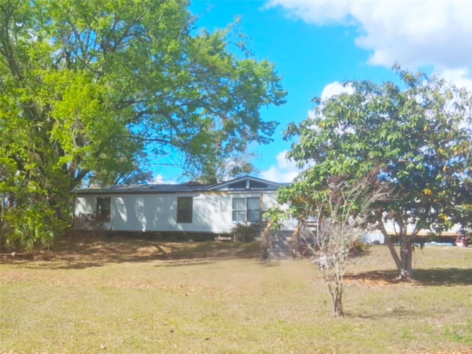 24-11-14 0005.00 ACRES W1/2 OF SE1/4 OF NW1/4 OF N - Residential