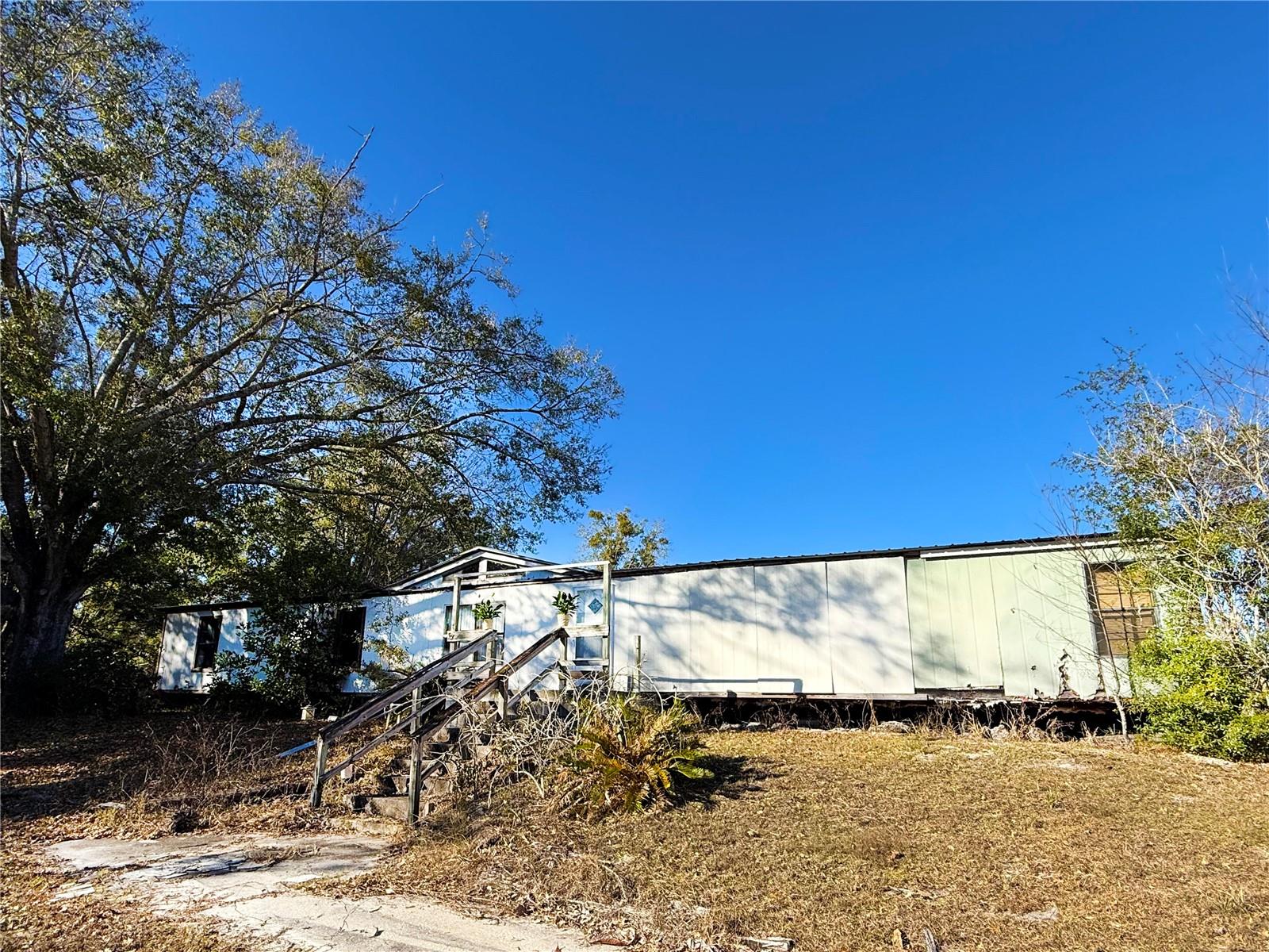 24-11-14 0005.00 ACRES W1/2 OF SE1/4 OF NW1/4 OF N - Residential