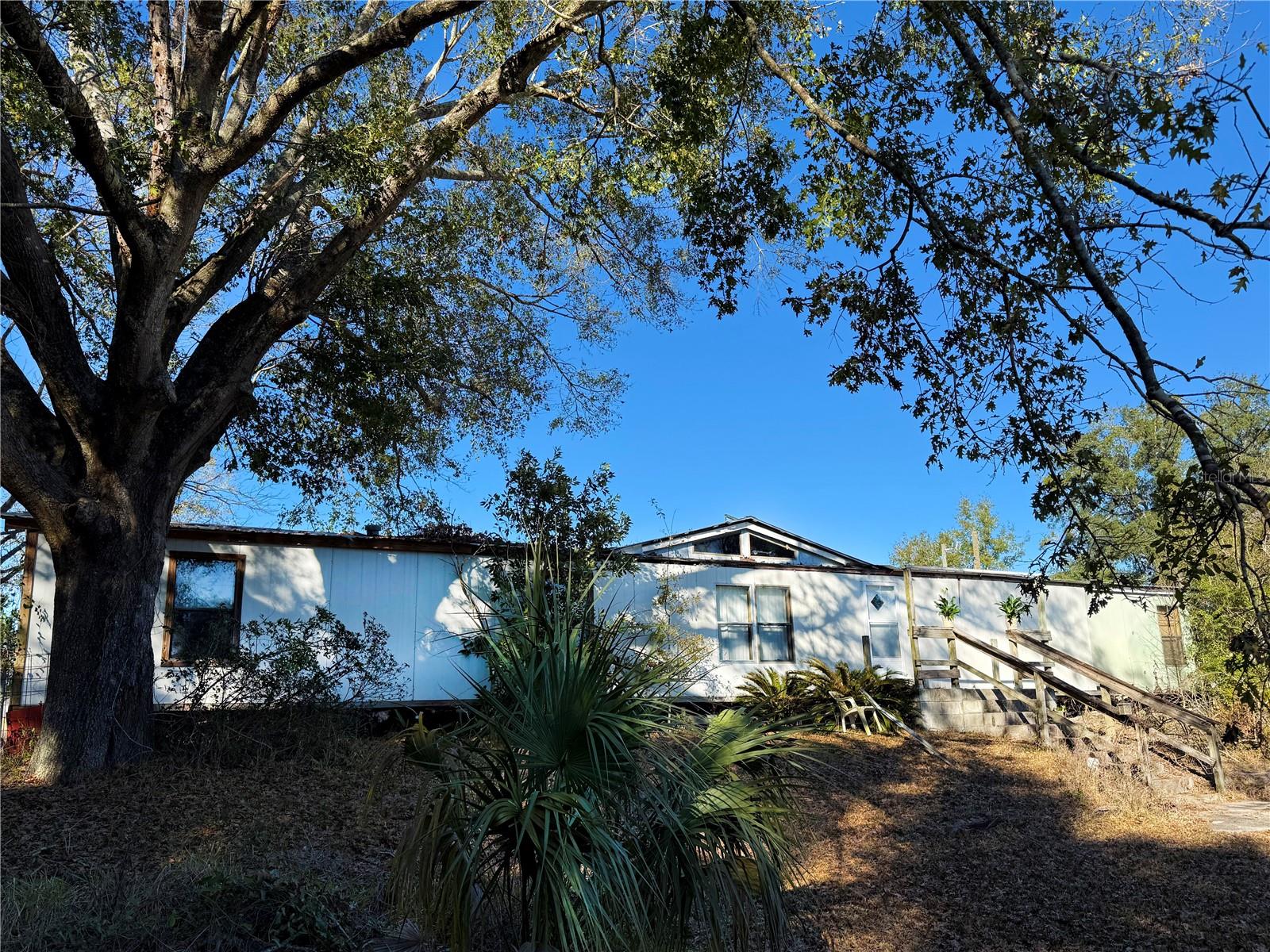 24-11-14 0005.00 ACRES W1/2 OF SE1/4 OF NW1/4 OF N - Residential