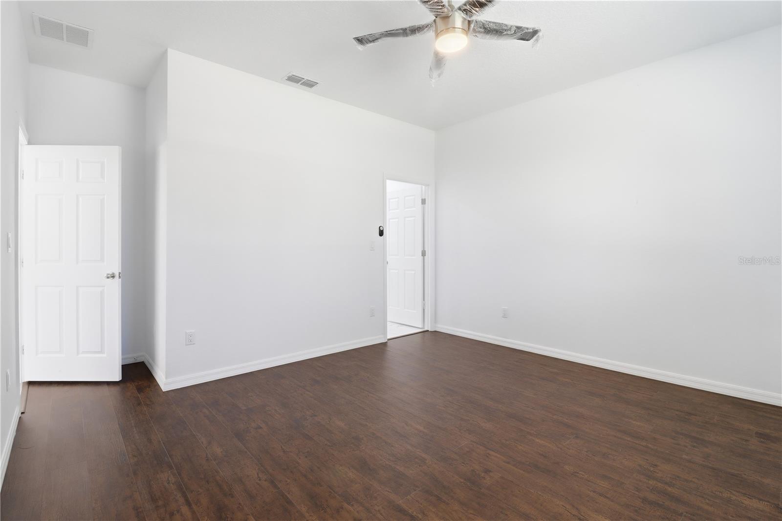 INVERNESS HIGHLANDS SOUTH - Residential