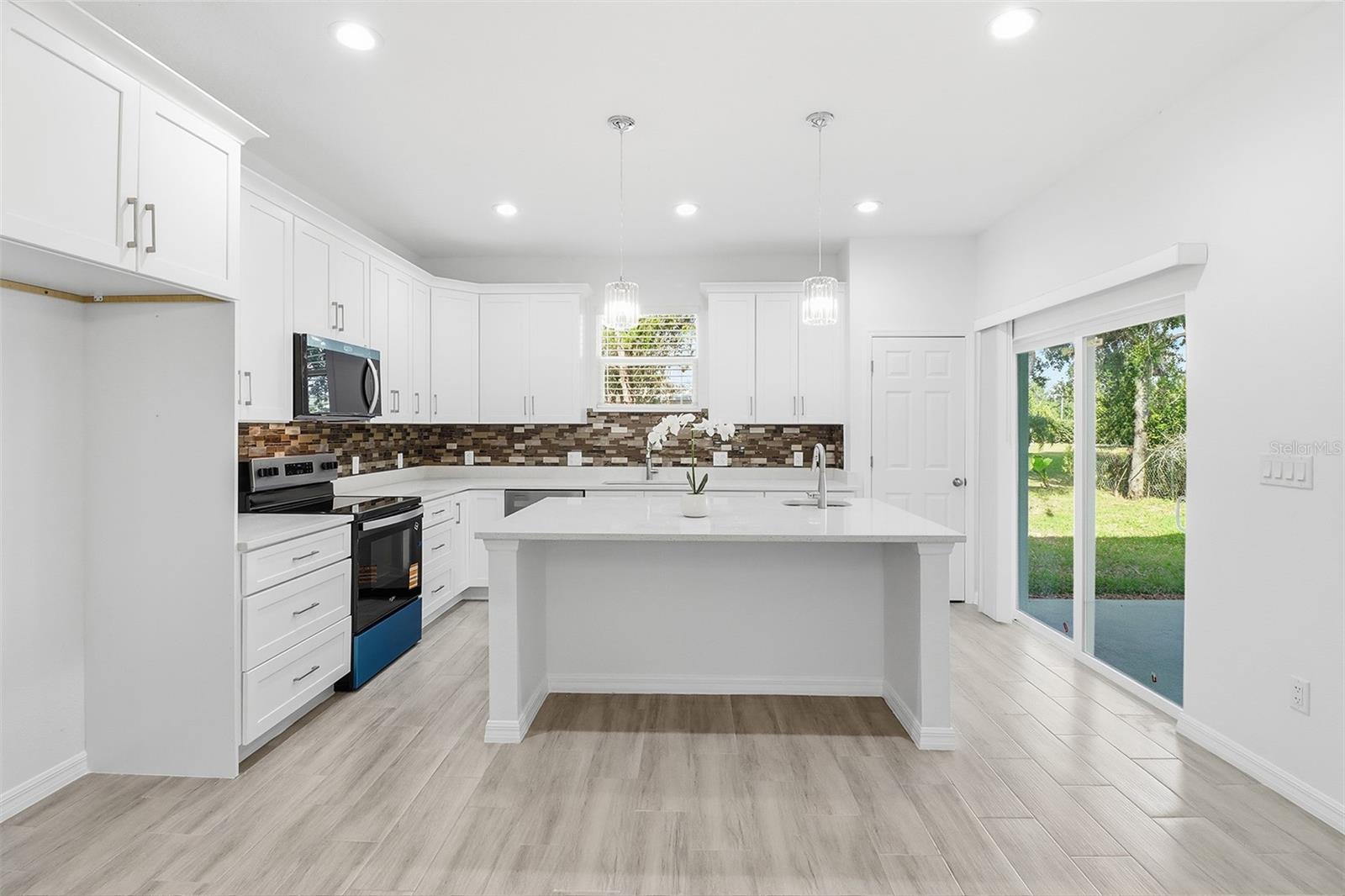 INVERNESS HIGHLANDS SOUTH - Residential