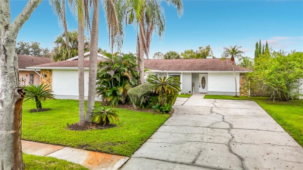 5118 BRYNN MAWR DR, TAMPA, FL 33624 - Image c7e6a5a6af80b74a54ef795baaa404c8/910757128