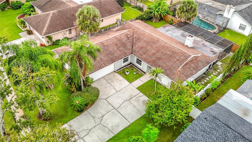 Photo of 5118 Brynn Mawr Drive, Tampa, FL 33624 (MLS # TB8551223)