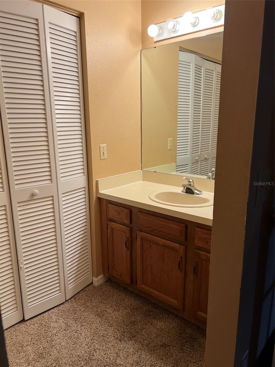 MONTGOMERY SQUARE - Residential