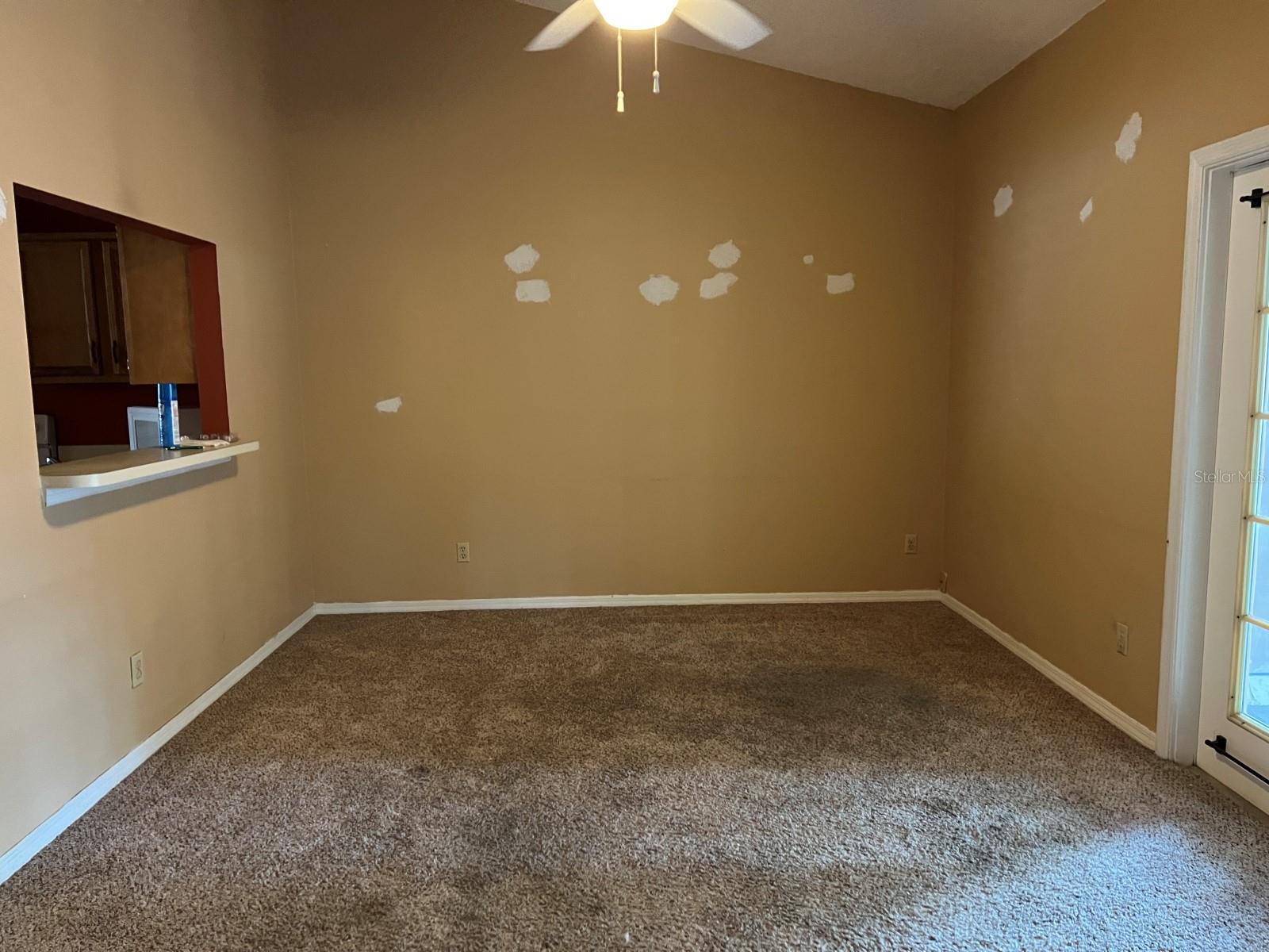 MONTGOMERY SQUARE - Residential