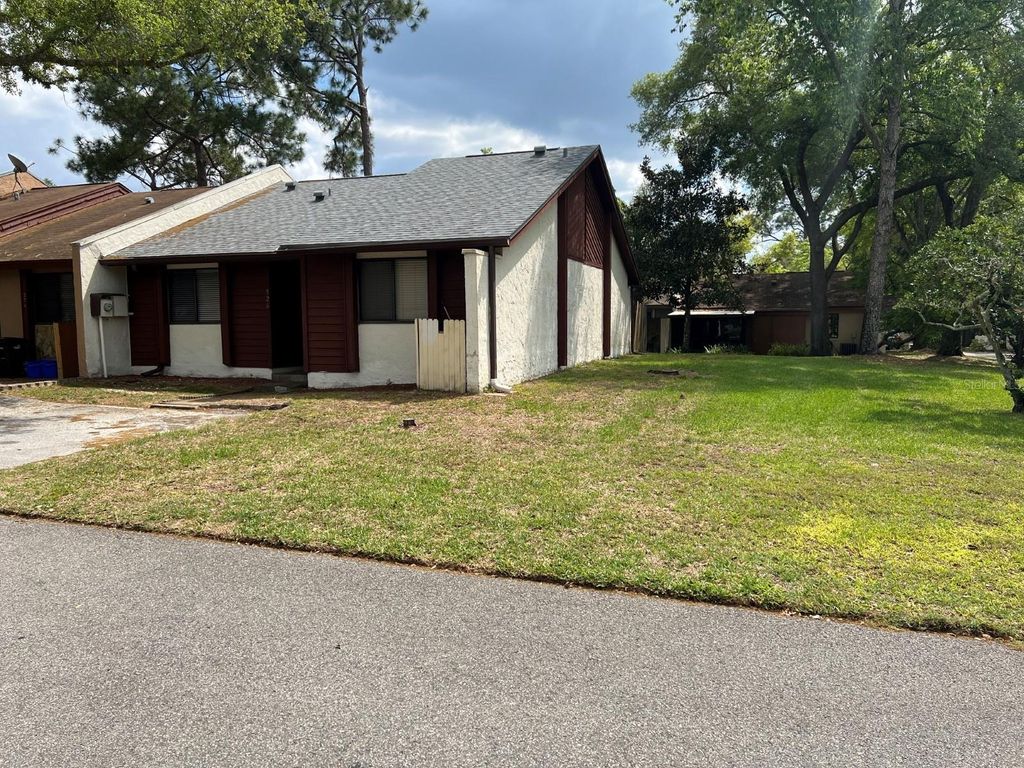 Photo of 526 Palace Drive, Altamonte Springs, FL 32714 (MLS # O6393883)