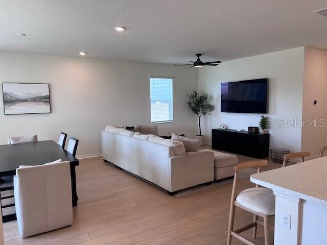 Photo of 625 Overpool Avenue, Davenport, FL 33896 (MLS # S5157290)
