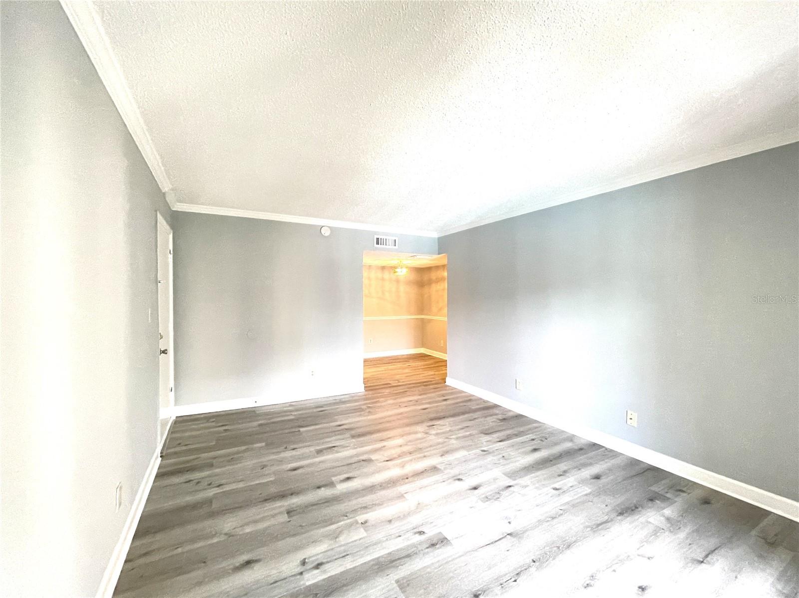 455 WYMORE ROAD 203