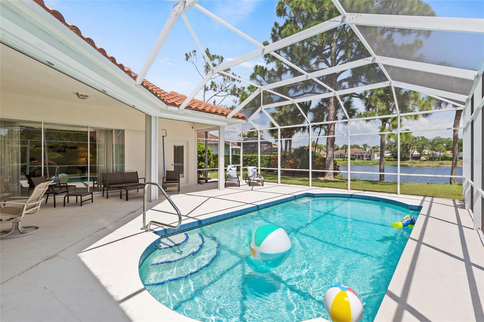 STONEYBROOK GOLF & COUNTRY CLUB - Residential