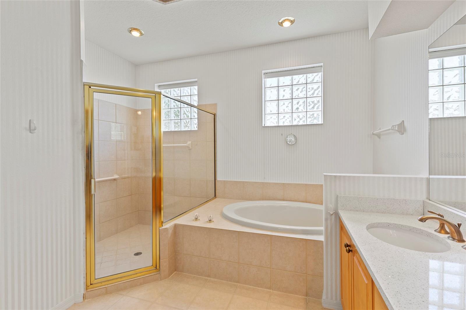 STONEYBROOK GOLF & COUNTRY CLUB - Residential