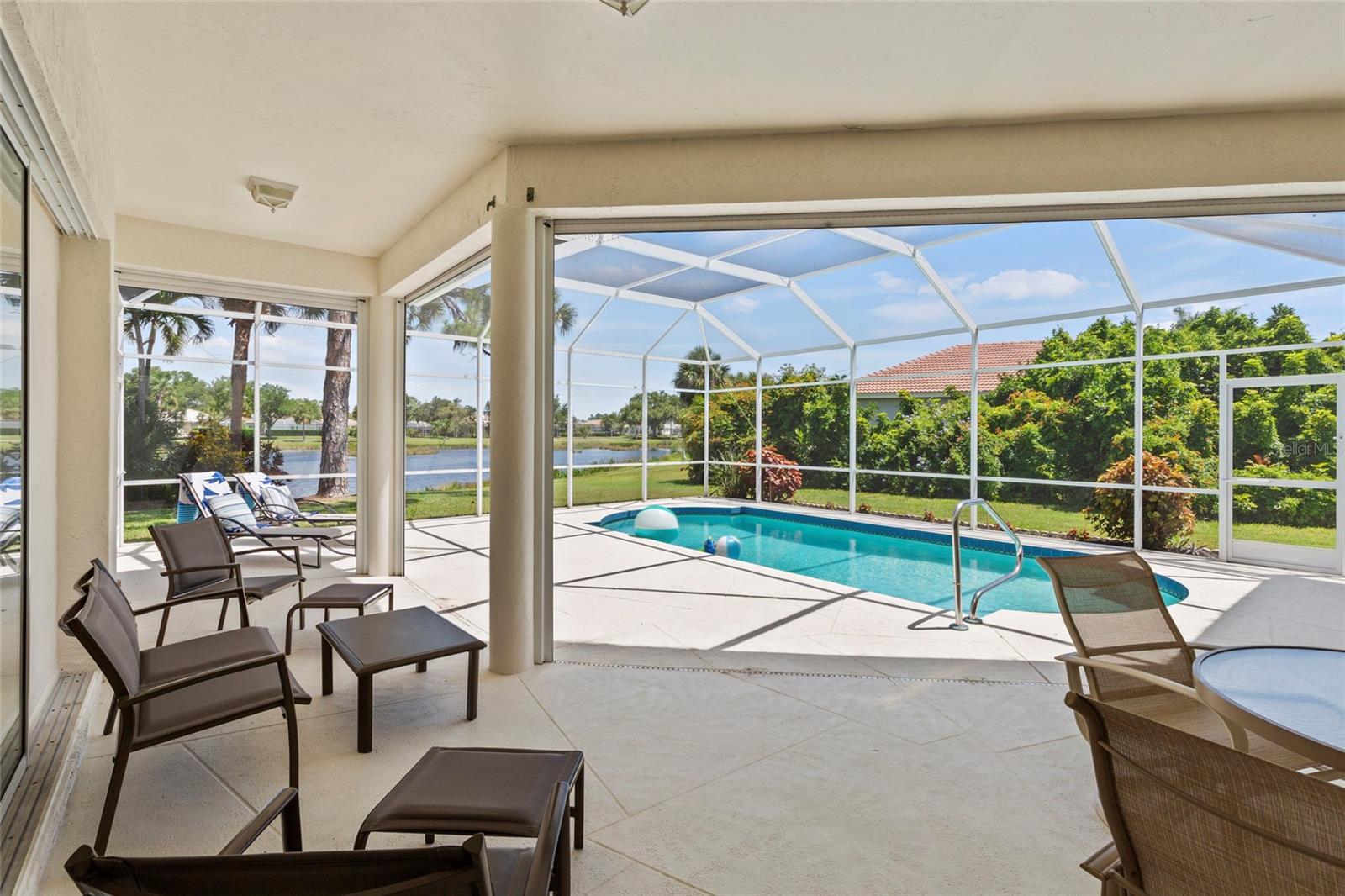 STONEYBROOK GOLF & COUNTRY CLUB - Residential