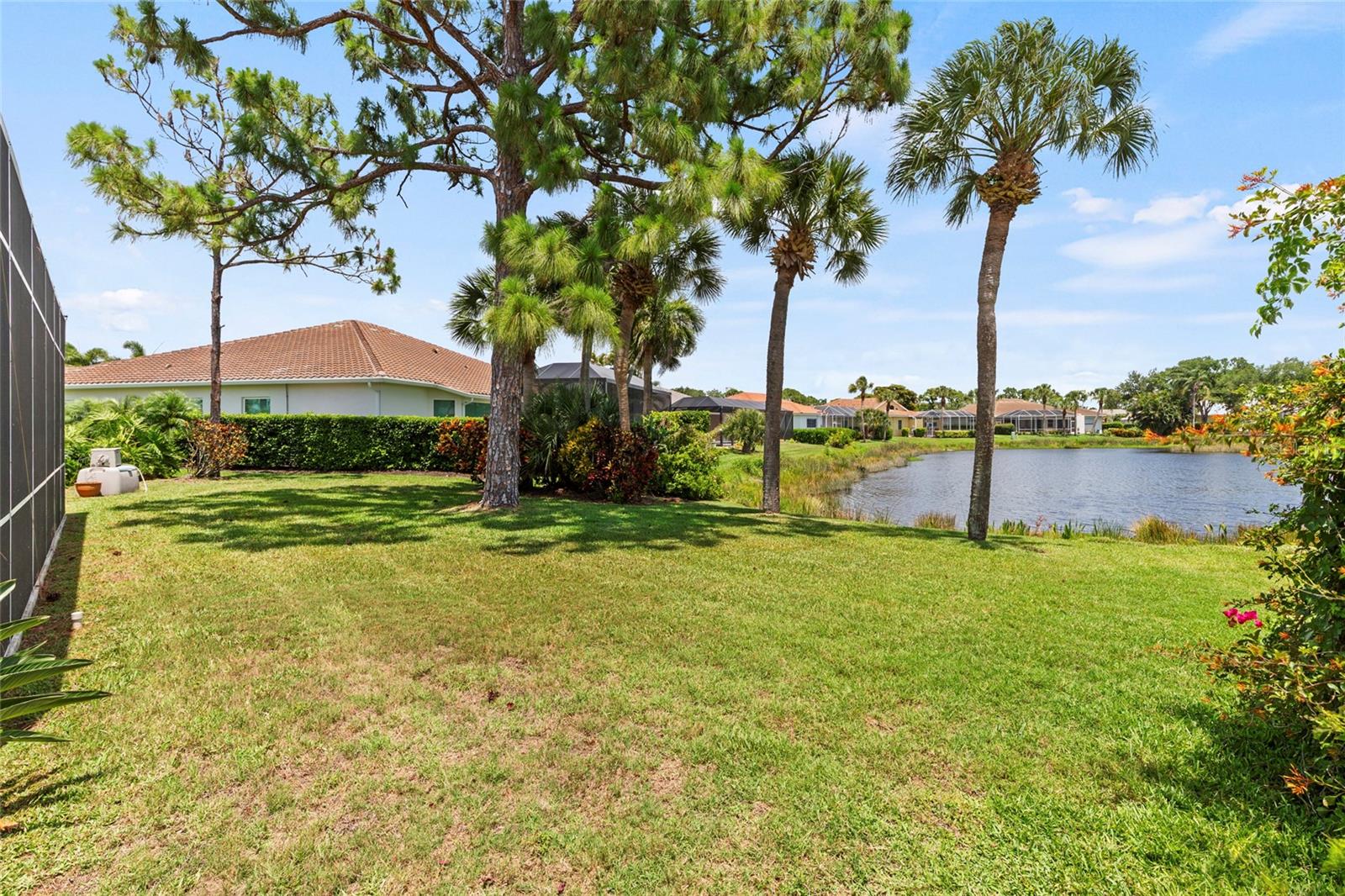 STONEYBROOK GOLF & COUNTRY CLUB - Residential