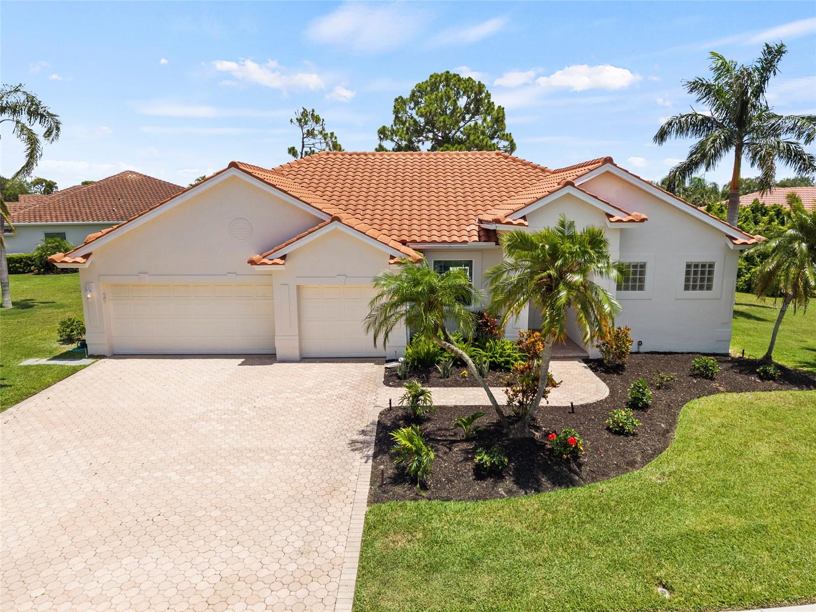 STONEYBROOK GOLF & COUNTRY CLUB - Residential
