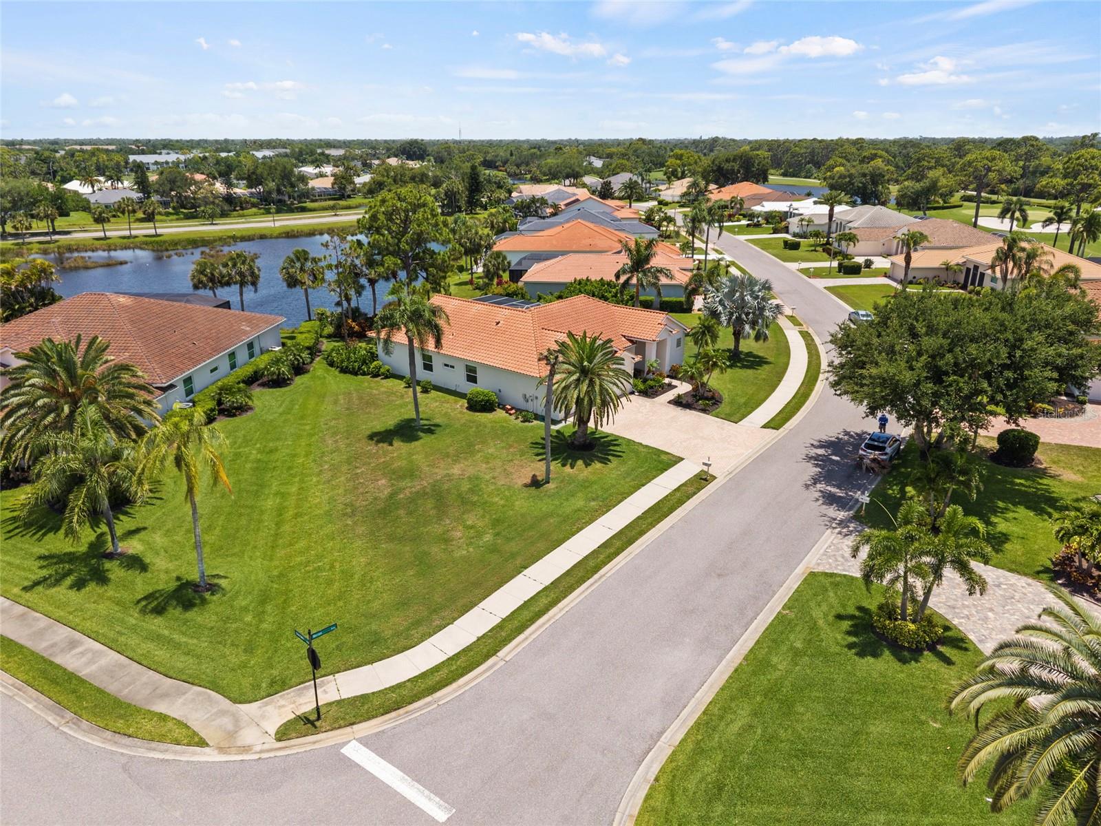 STONEYBROOK GOLF & COUNTRY CLUB - Residential
