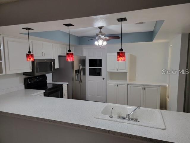 LAKEVIEW VILLAS AT PEBBLE CREE - Residential Lease