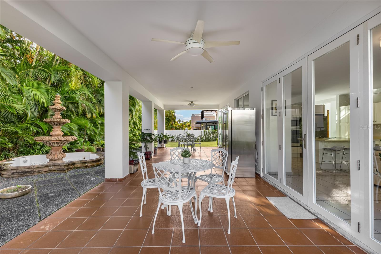 URB MONTEHIEDRA - Residential