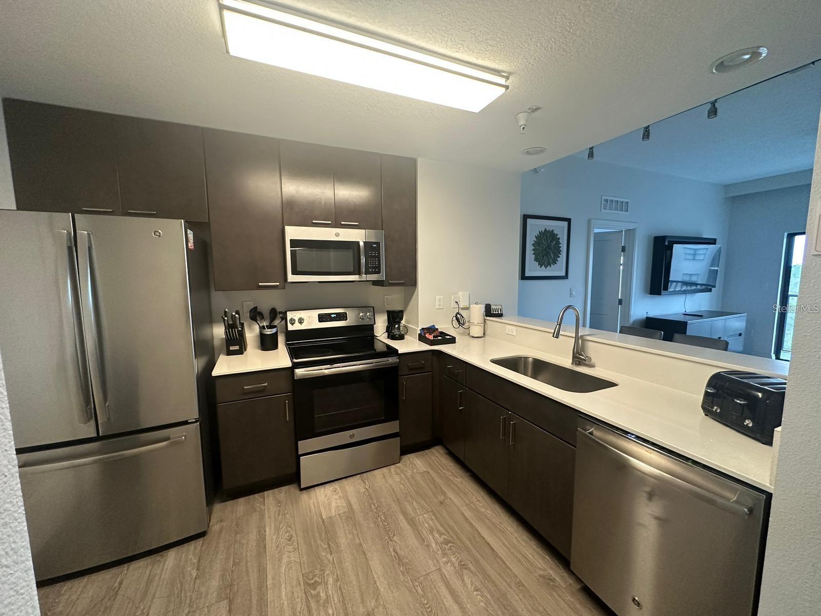 14501 GROVE RESORT AVENUE 3406