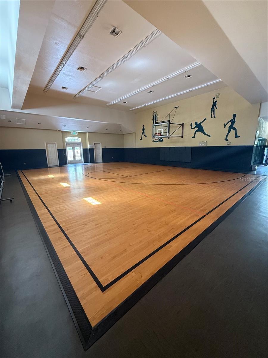 COURTNEY PALMS CONDO - Residential