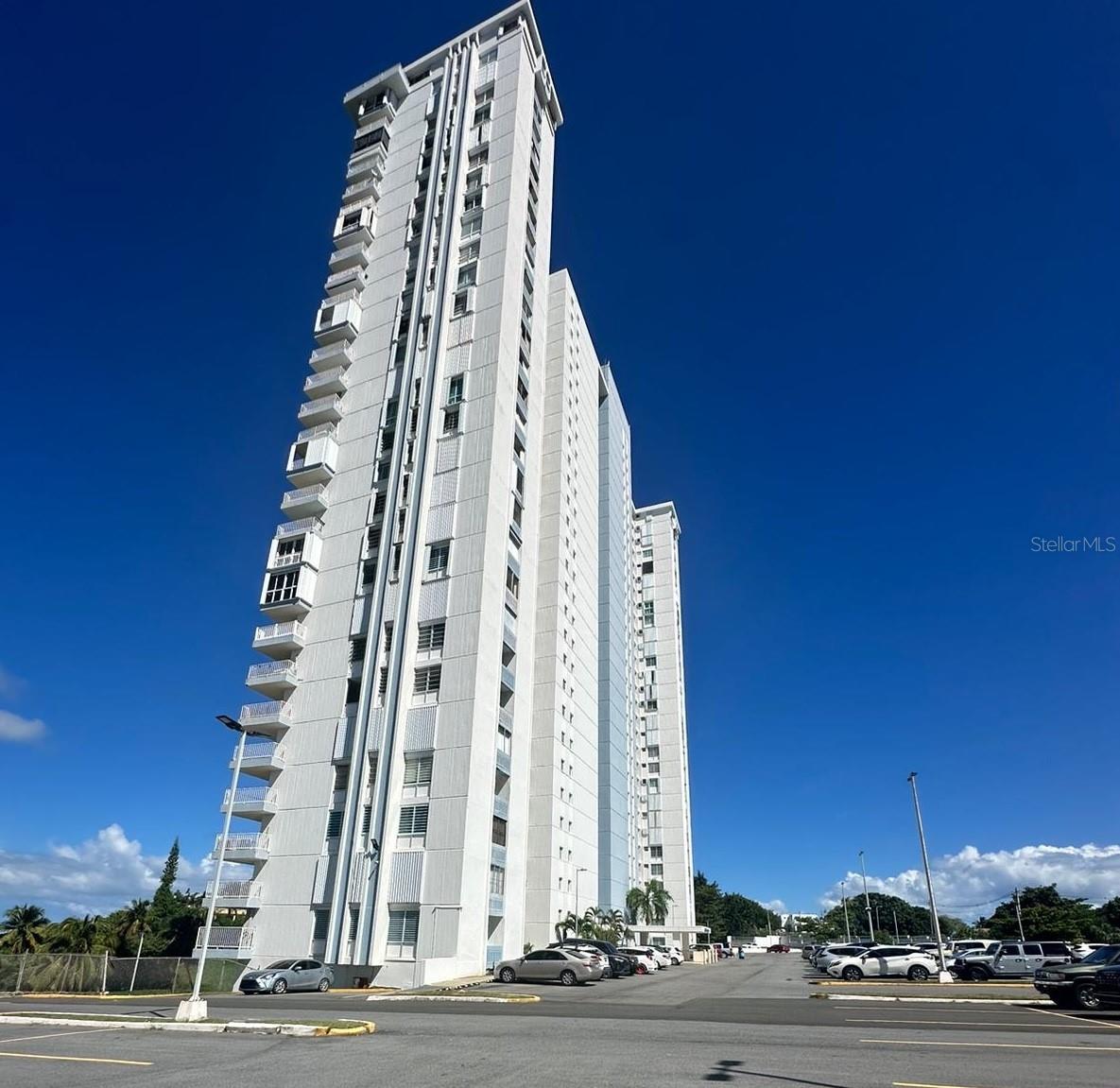 Completely remodeled apartment with a spectacular view of El Conquistador Hotel and the islands of Icacos and Palomino. Conveniently located near restaurants, marinas such as Puerto Chico and Villa Marina, Seven Seas beach, and more. The unit features 1 bedroom, 1 bathroom, living room, dining area, balcony, kitchen, and parking spaces. Includes the following appliances and furnishings: stainless steel stove and refrigerator, queen-size bedroom set, queen-size sofa bed, marble-top dining table, two mini split A/C units with Home Depot warranties and anti-corrosion protection, and a water heater. The complex offers visitor parking, an Olympic-sized pool, regular pool, tennis, pickleball, and basketball courts, a park with gazebos, mailbox areas, an activity room, and a laundry facility. HOA fee is $133.32, or $266.64 for Airbnb rentals. Sale not subject to appraisal.
