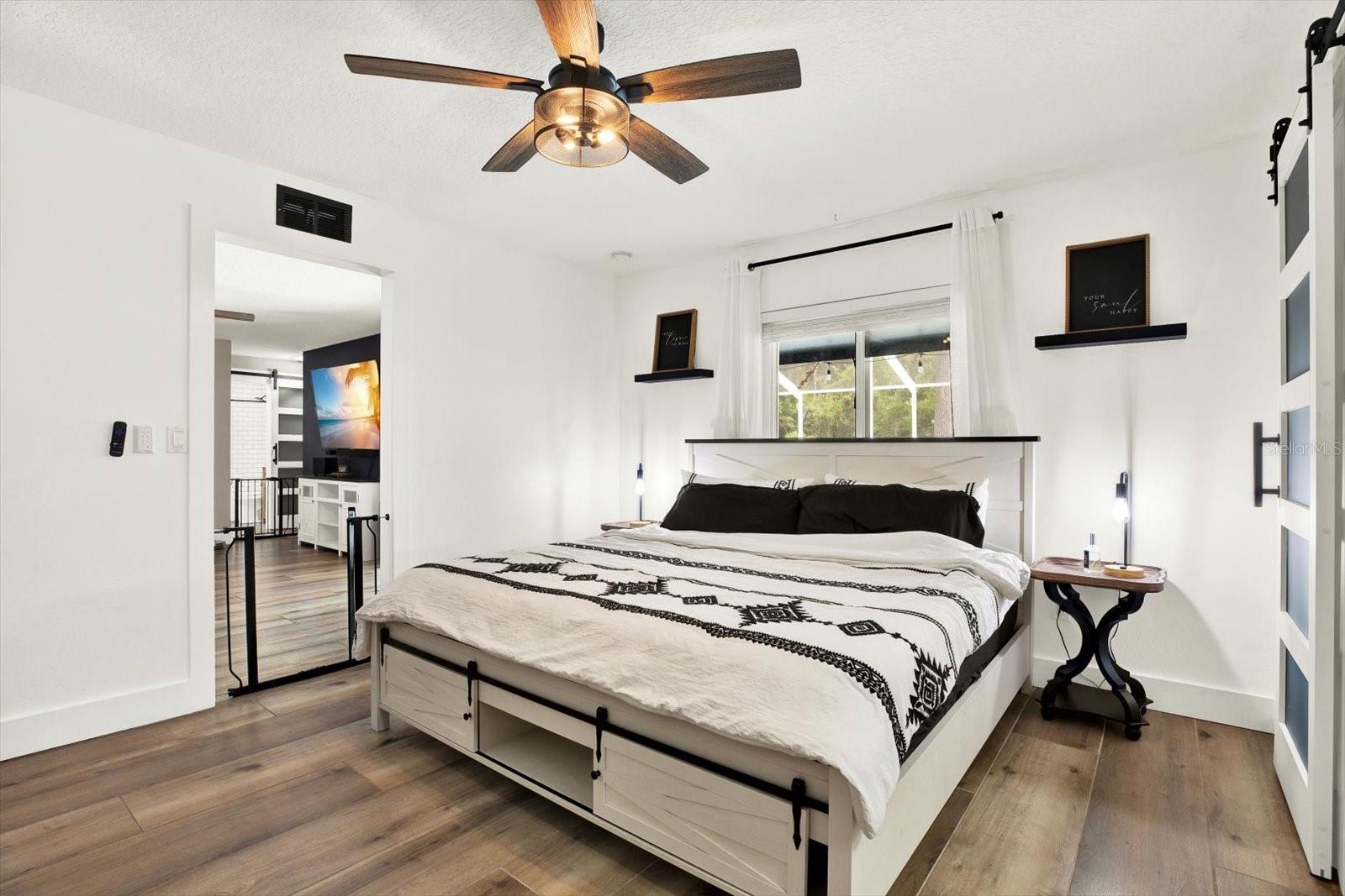 WEEKI WACHEE WOODLANDS - Residential