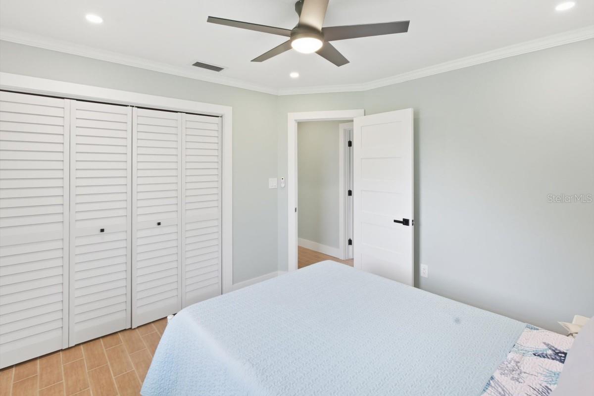 CHARLOTTE PARK - Residential