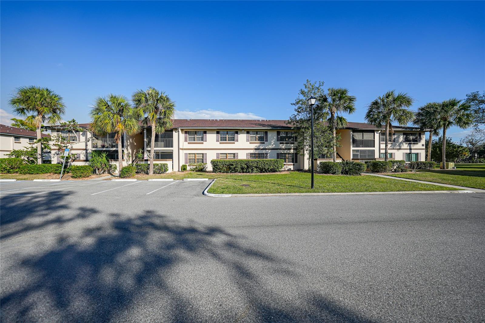 OAKS 03 - Residential