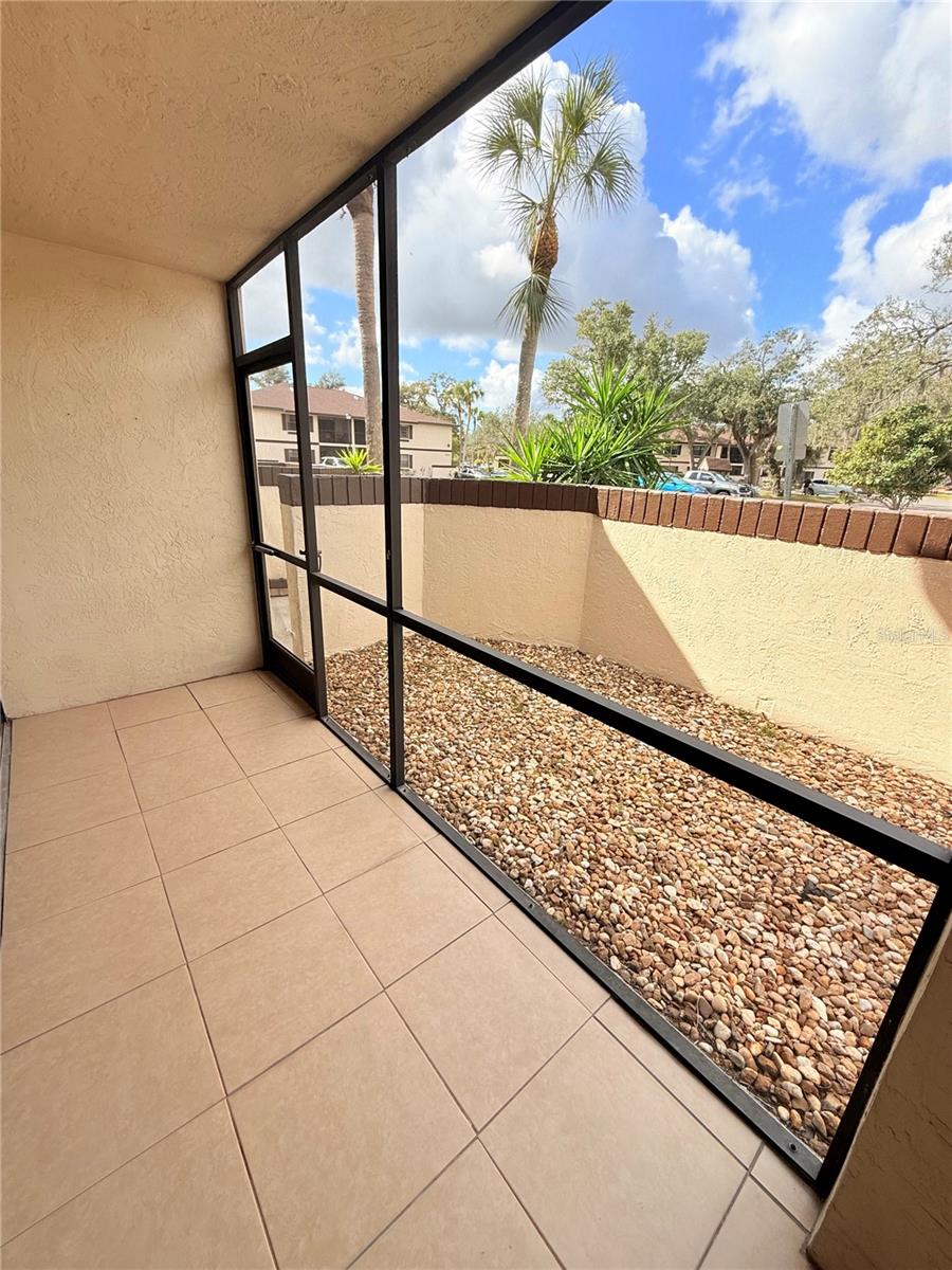 OAKS 03 - Residential