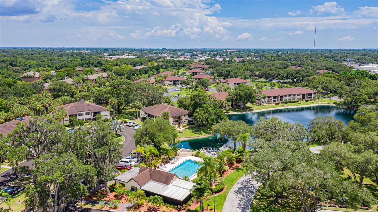 OAKS 03 - Residential