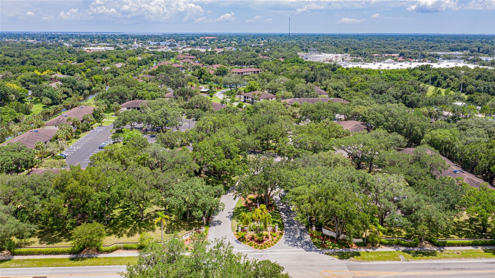 OAKS 03 - Residential