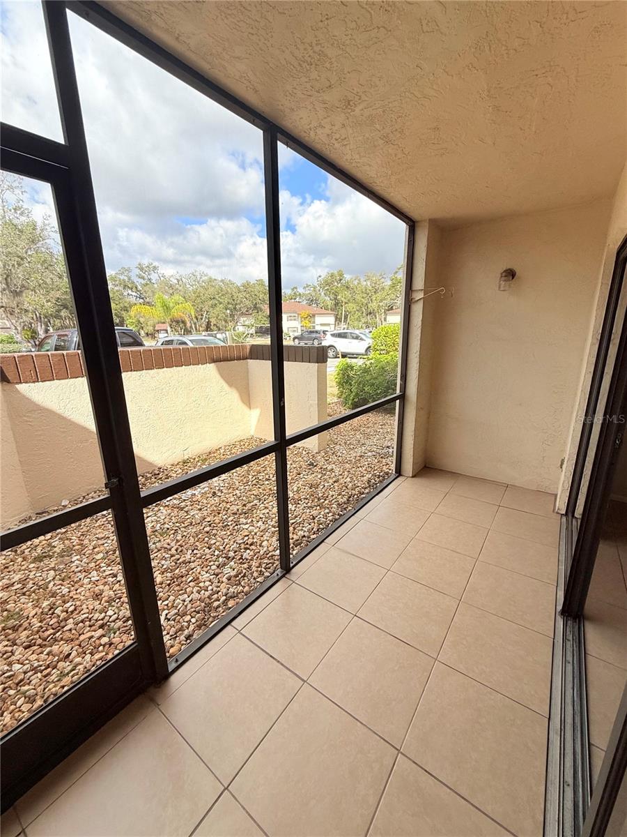 OAKS 03 - Residential