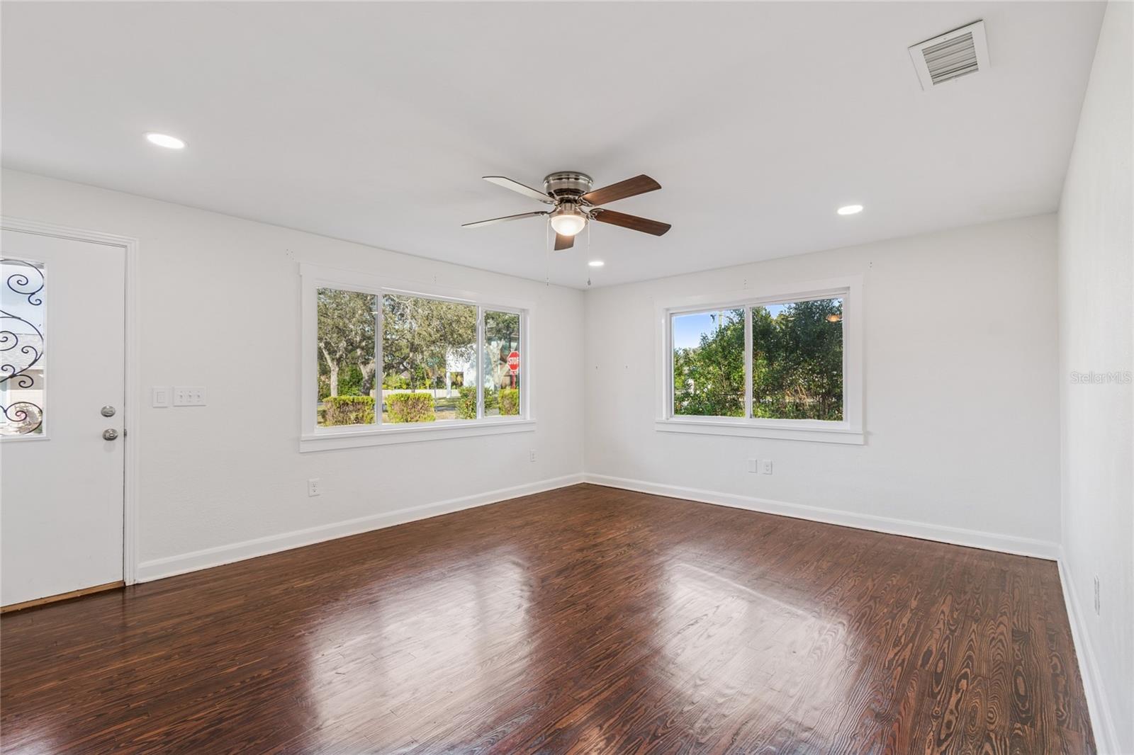 BAYVIEW ESTATES OF INDIAN ROCKS 1ST ADD - Residential