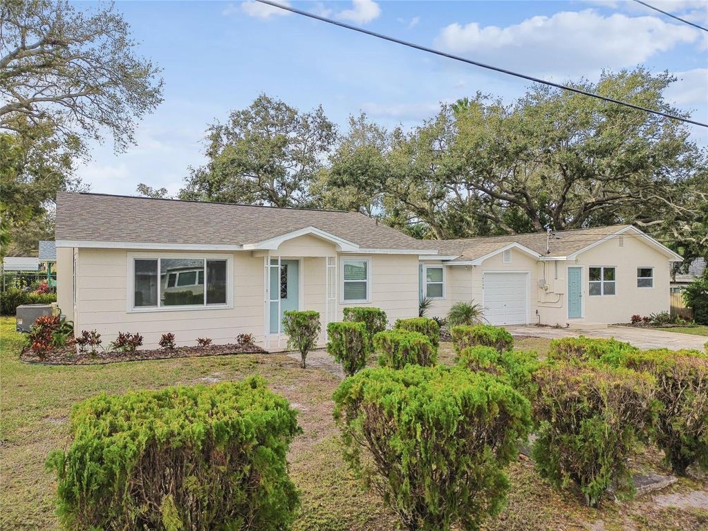 Photo of 14744 Sunset Drive, Largo, FL 33774 (MLS # TB8463990)