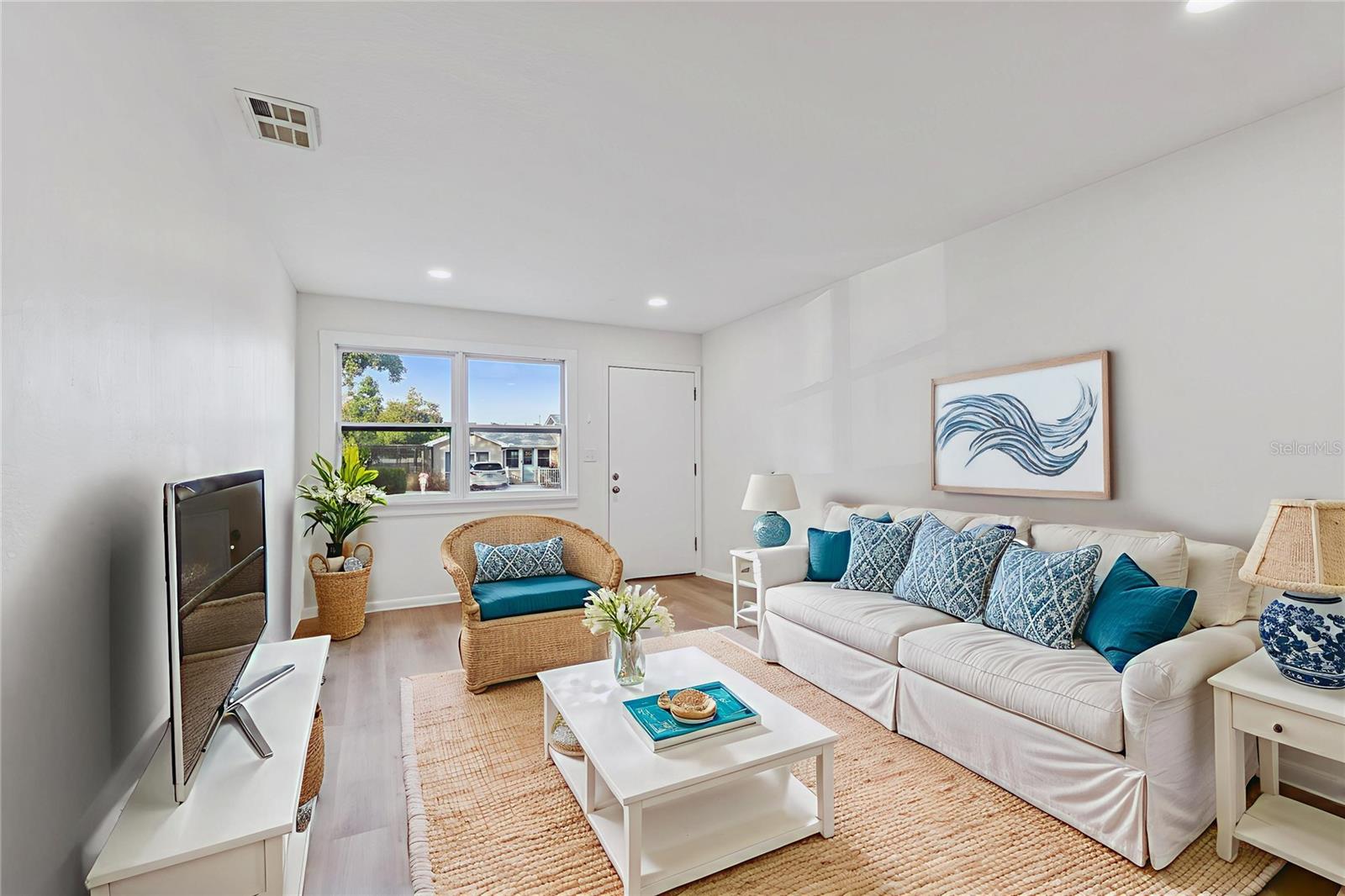 BAYVIEW ESTATES OF INDIAN ROCKS 1ST ADD - Residential