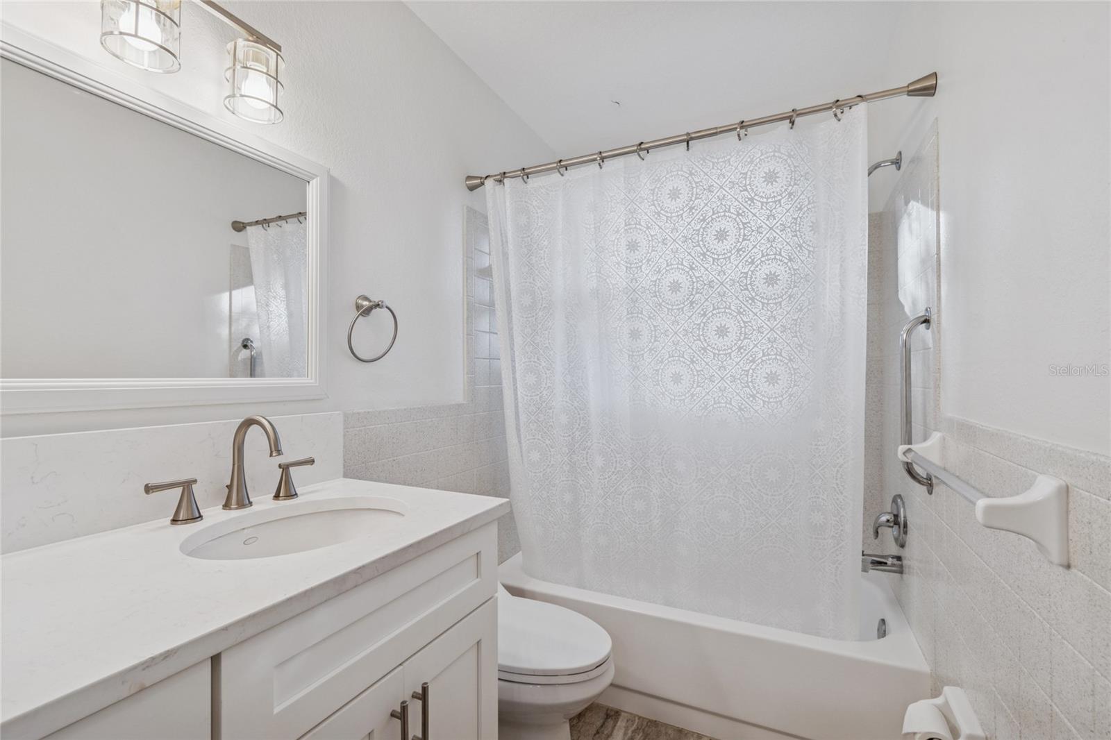 BAYVIEW ESTATES OF INDIAN ROCKS 1ST ADD - Residential