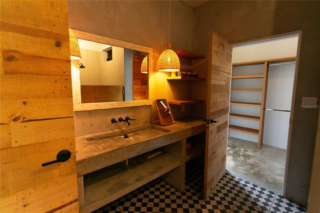 CUCHILLO DE PINA, PUNTAS - Residential