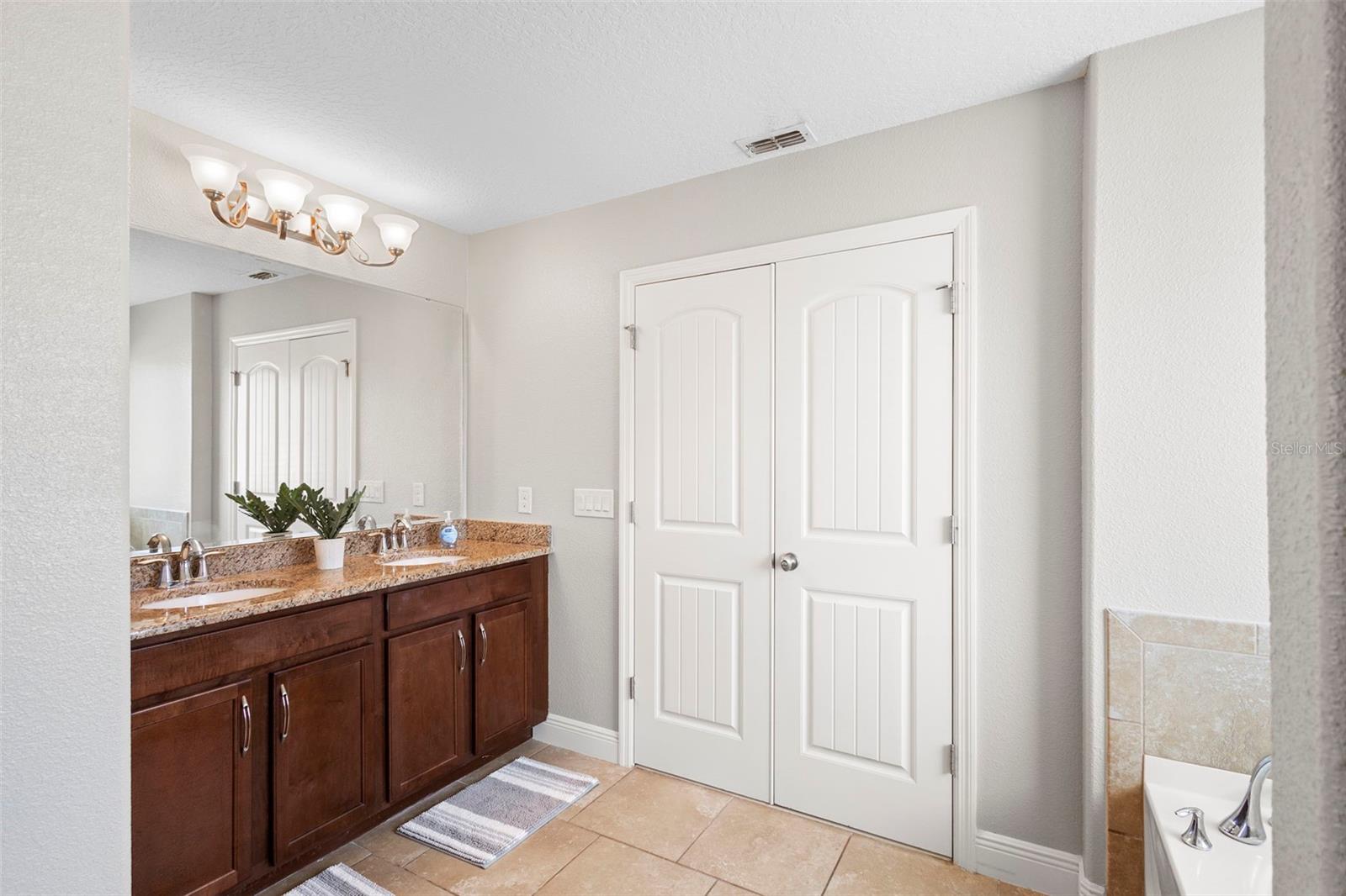 LAKE BATON ESTATES - Residential