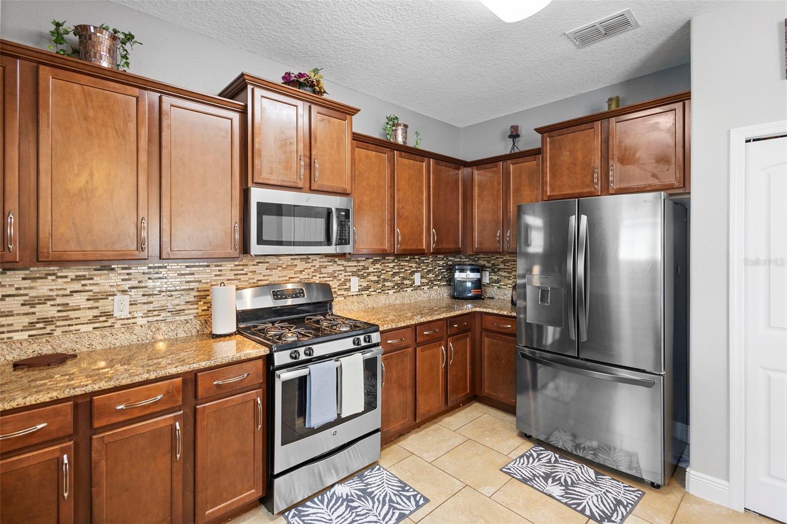 LAKE BATON ESTATES - Residential