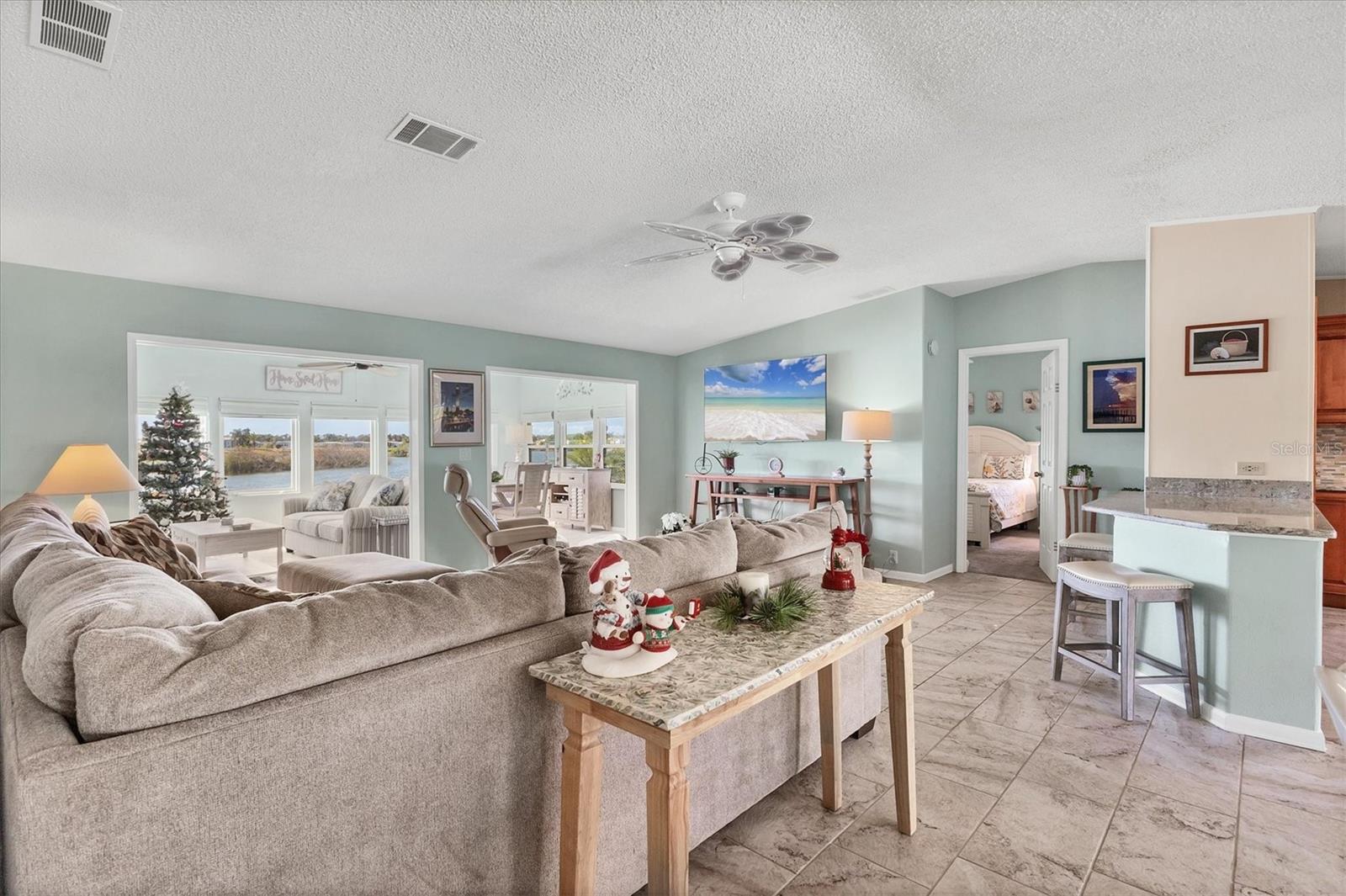 LEMON BAY ISLES PH 04 - Residential