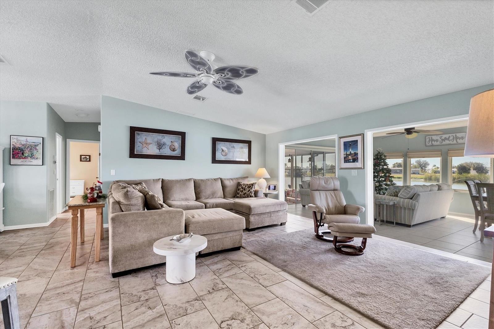 LEMON BAY ISLES PH 04 - Residential
