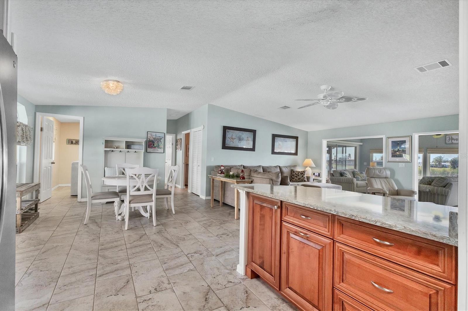 LEMON BAY ISLES PH 04 - Residential