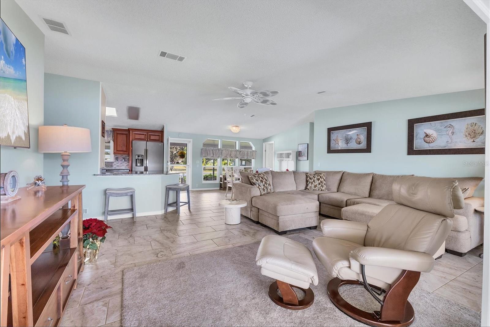 LEMON BAY ISLES PH 04 - Residential