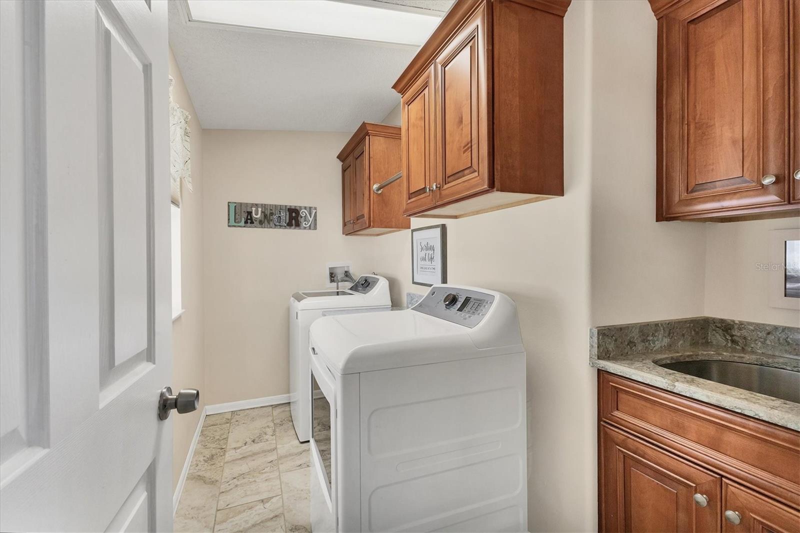 LEMON BAY ISLES PH 04 - Residential