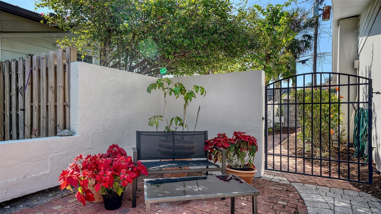 GRANADA - Residential