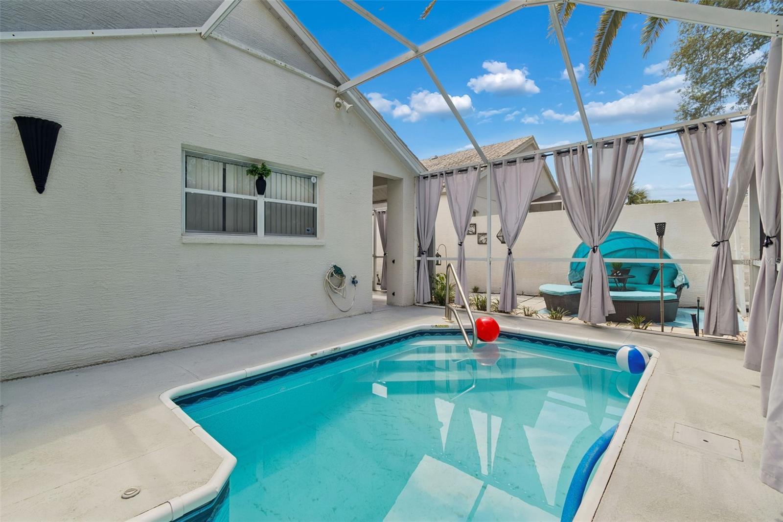 GARDENS AT SEVEN HILLS PH 1 - Residential