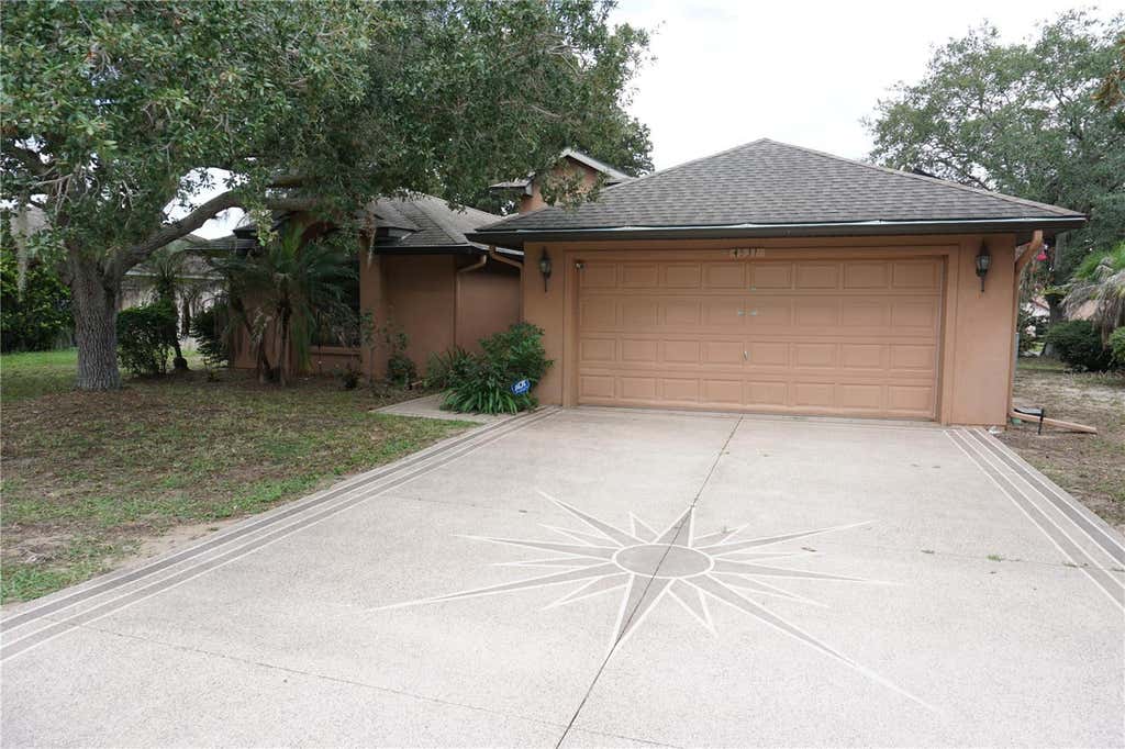 Photo of 4531 Treasure Cay Road, Tavares, FL 32778 (MLS # OM731044)